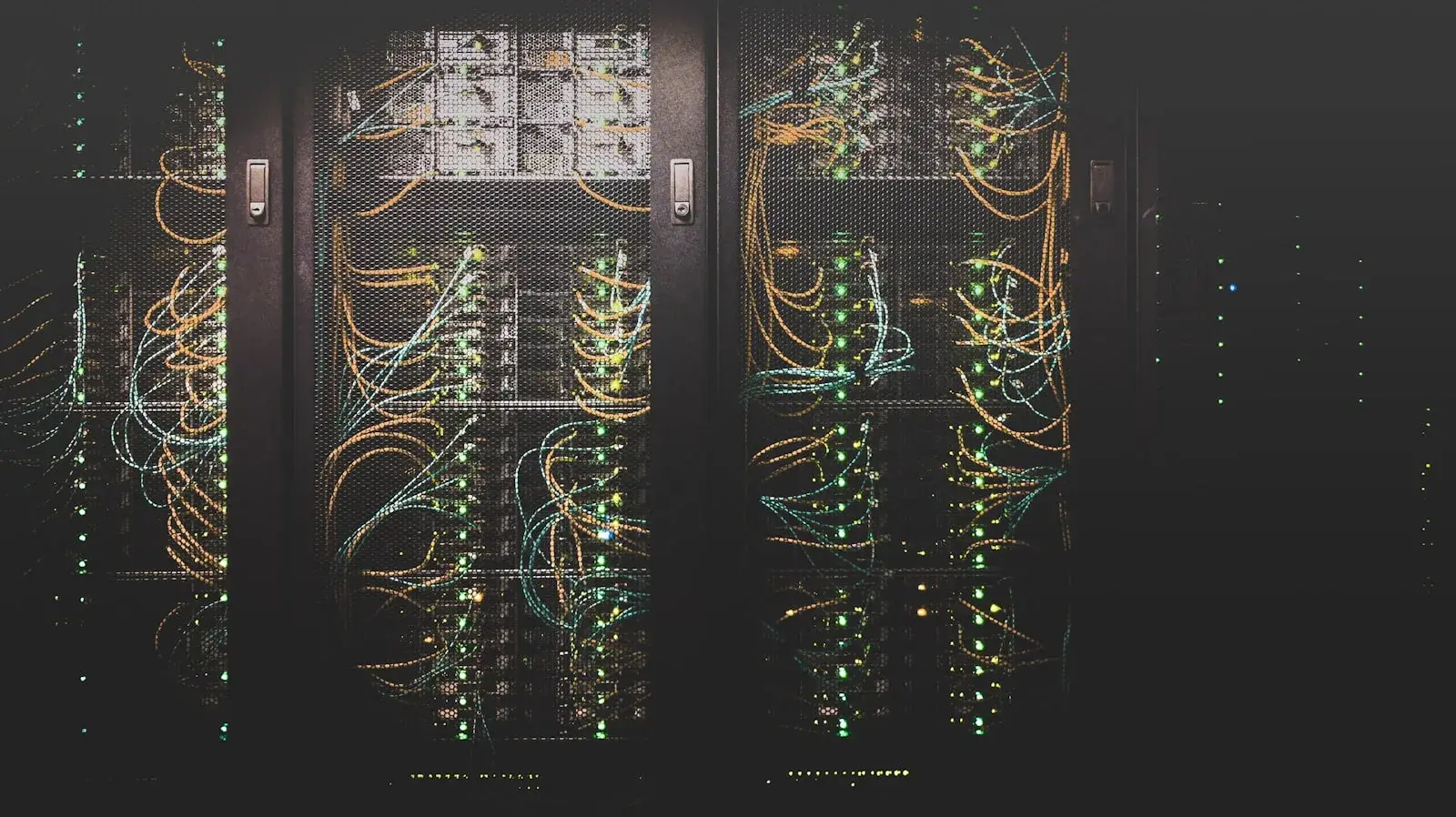 Free Unsplash image for Core Web Vitals সহজ ভাষায়: LCP, INP ও CLS কেন গুরুত্বপূর্ণ